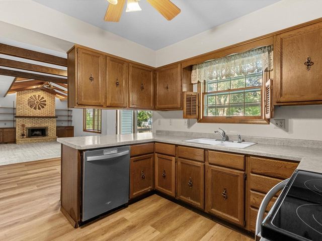 3121 Monroe STREET, Two Rivers, WI 54241