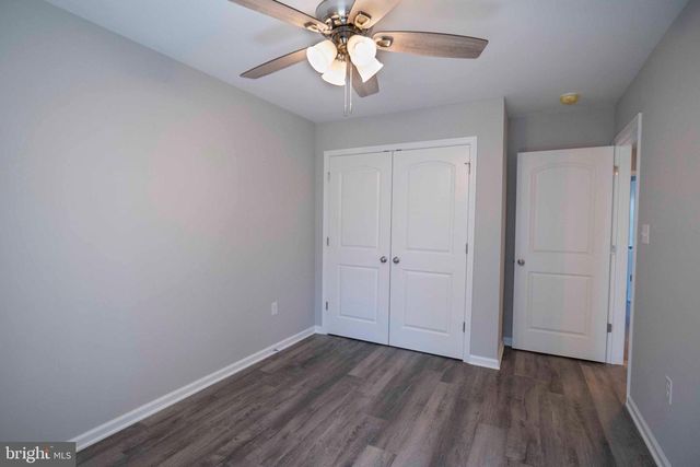 33 DUCK ST W, Front Royal, VA 22630