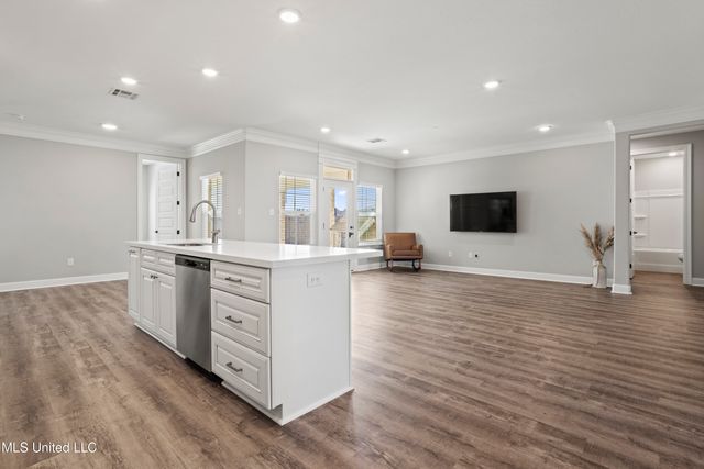 6746 Maurepas Circle, Ocean Springs, MS 39564