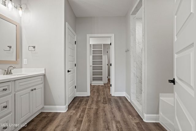 6746 Maurepas Circle, Ocean Springs, MS 39564