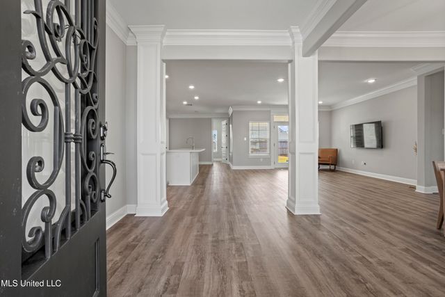 6746 Maurepas Circle, Ocean Springs, MS 39564