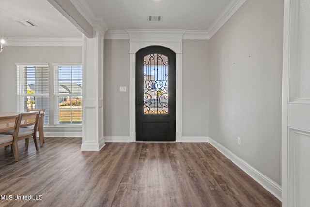 6746 Maurepas Circle, Ocean Springs, MS 39564