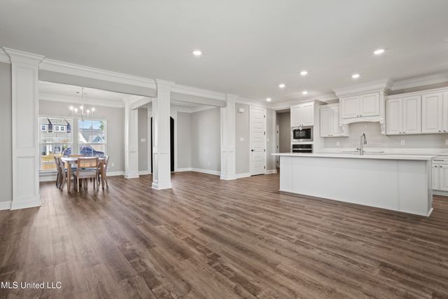 6746 Maurepas Circle, Ocean Springs, MS 39564