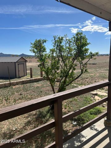 3125 W BIG CHINO Road, Paulden, AZ 86334
