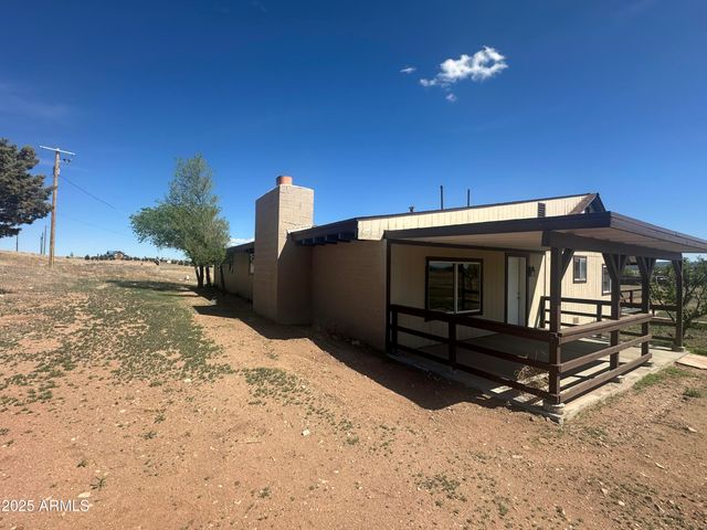 3125 W BIG CHINO Road, Paulden, AZ 86334