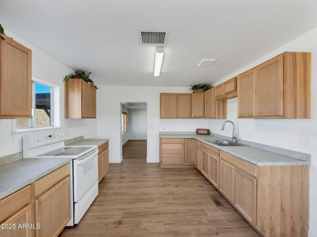 3125 W BIG CHINO Road, Paulden, AZ 86334