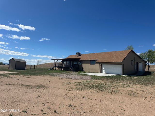 3125 W BIG CHINO Road, Paulden, AZ 86334