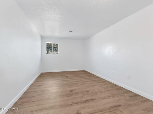 3125 W BIG CHINO Road, Paulden, AZ 86334