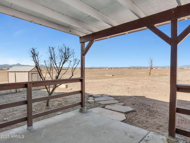 3125 W BIG CHINO Road, Paulden, AZ 86334