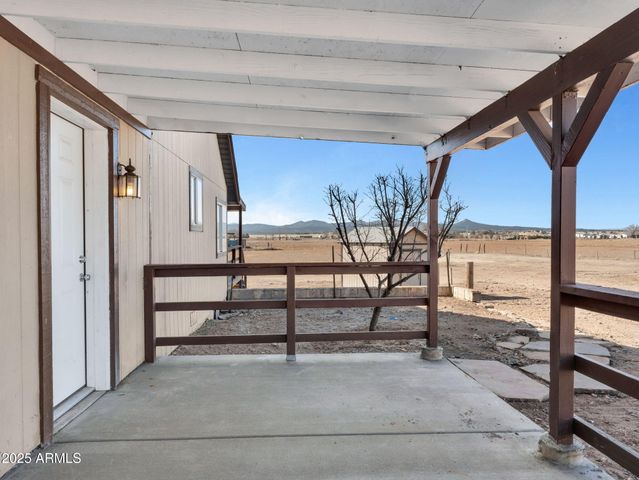 3125 W BIG CHINO Road, Paulden, AZ 86334