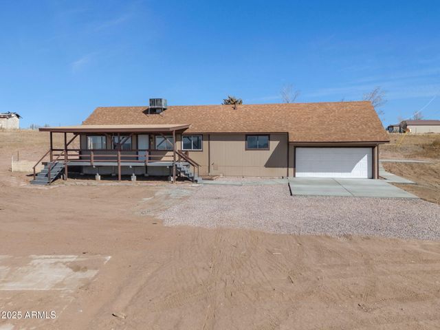 3125 W BIG CHINO Road, Paulden, AZ 86334