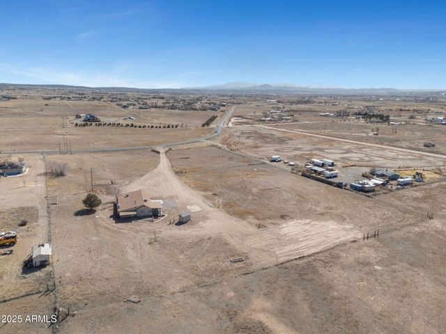 3125 W BIG CHINO Road, Paulden, AZ 86334