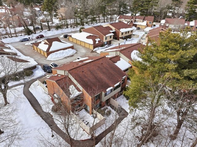 95 Greenbrook Dr 95, Stoughton, MA 02072