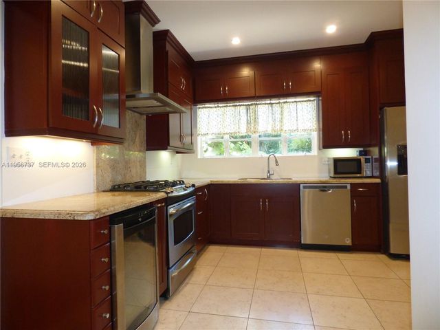 409 Marmore Ave, Coral Gables, FL 33146