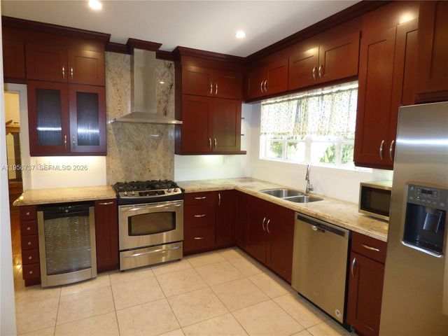 409 Marmore Ave, Coral Gables, FL 33146