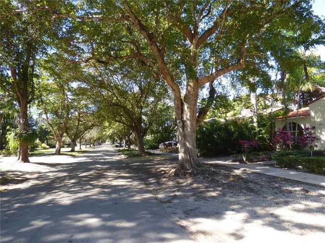 409 Marmore Ave, Coral Gables, FL 33146