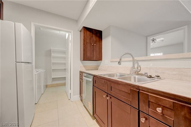 7885 West Flamingo Road 1050, Las Vegas, NV 89147