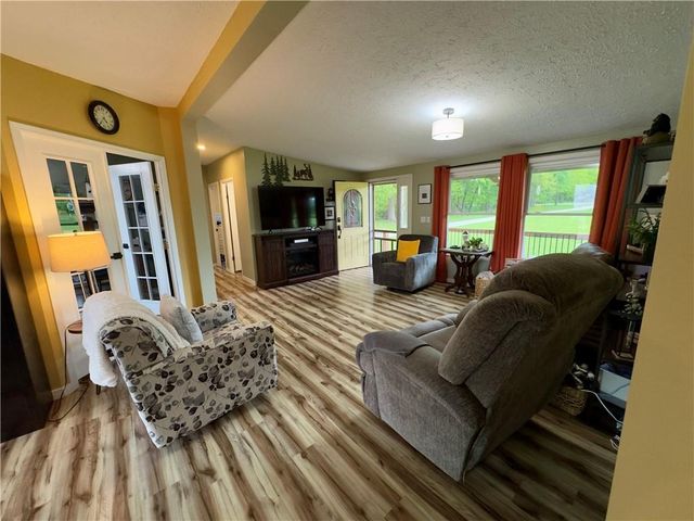 1981 SW State Route 2 Highway, Garden City, MO 64747