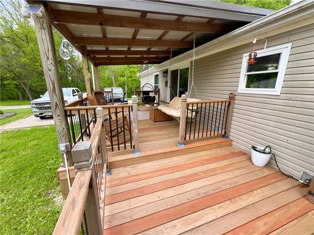 1981 SW State Route 2 Highway, Garden City, MO 64747