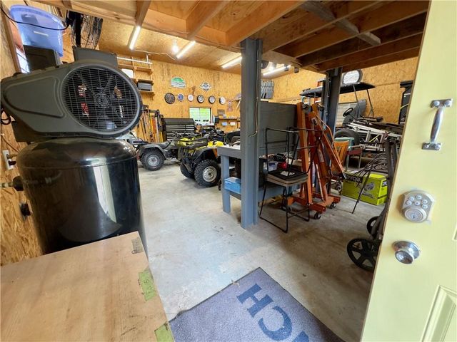 1981 SW State Route 2 Highway, Garden City, MO 64747