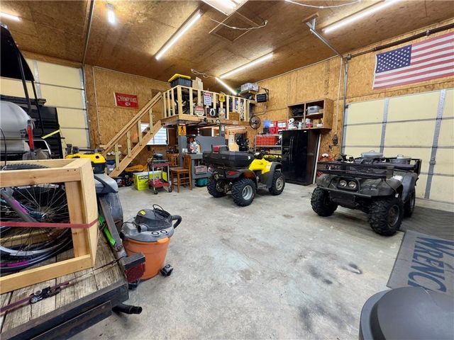 1981 SW State Route 2 Highway, Garden City, MO 64747