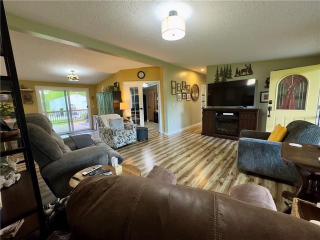 1981 SW State Route 2 Highway, Garden City, MO 64747