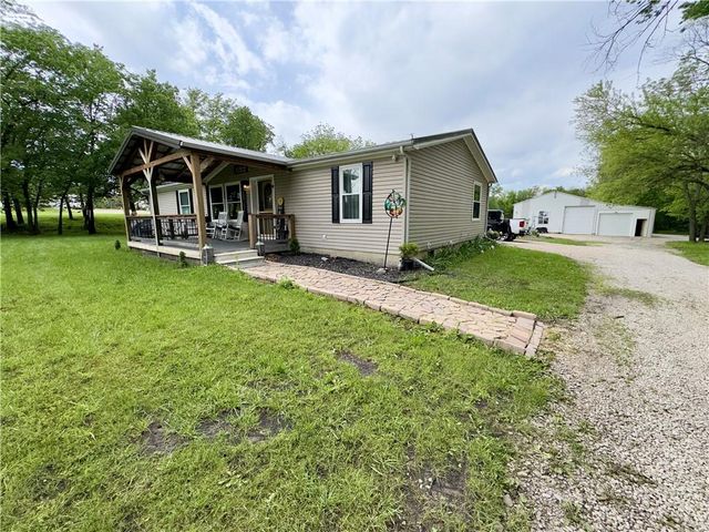 1981 SW State Route 2 Highway, Garden City, MO 64747