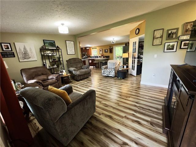 1981 SW State Route 2 Highway, Garden City, MO 64747