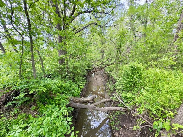 1981 SW State Route 2 Highway, Garden City, MO 64747
