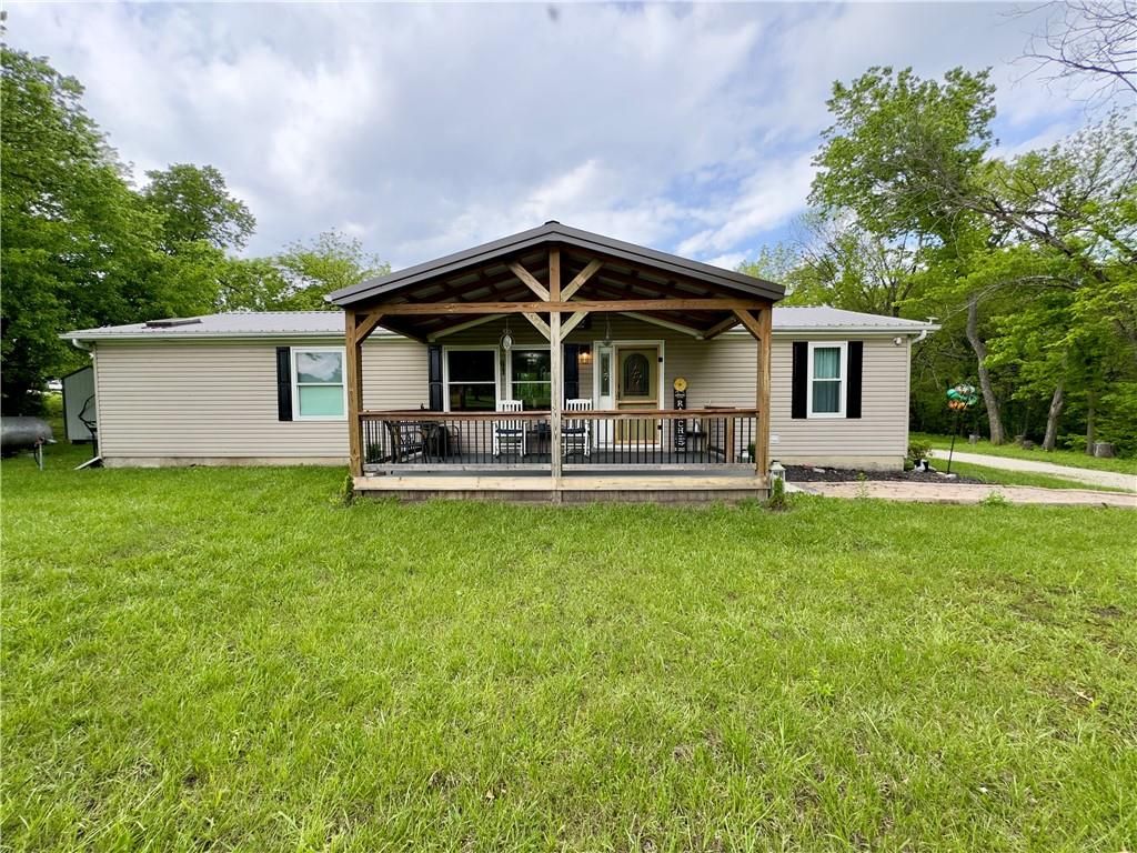 1981 SW State Route 2 Highway, Garden City, MO 64747