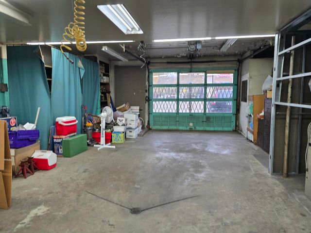 6247 N Clark Street, Chicago, IL 60660