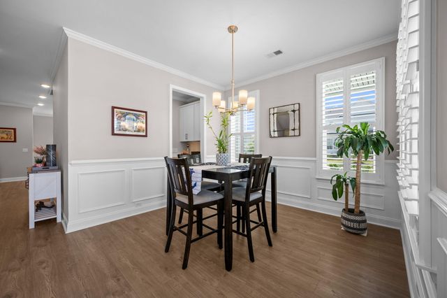 670 Blueway Avenue, Summerville, SC 29486