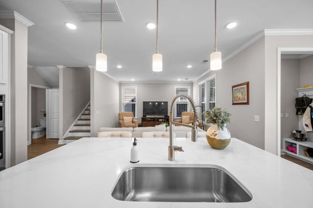 670 Blueway Avenue, Summerville, SC 29486
