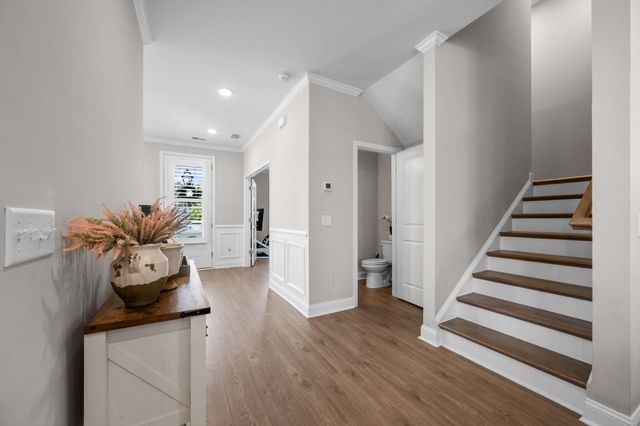 670 Blueway Avenue, Summerville, SC 29486