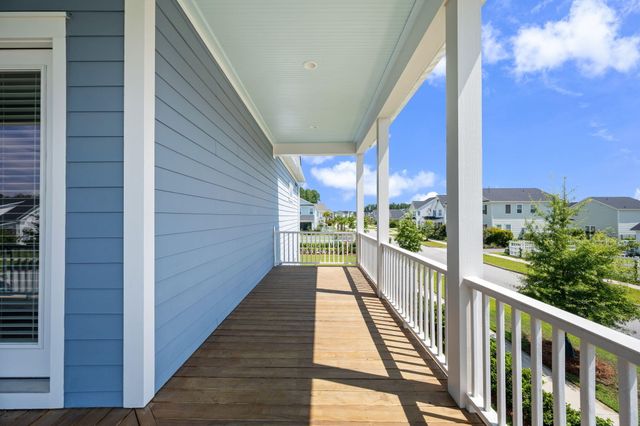 670 Blueway Avenue, Summerville, SC 29486