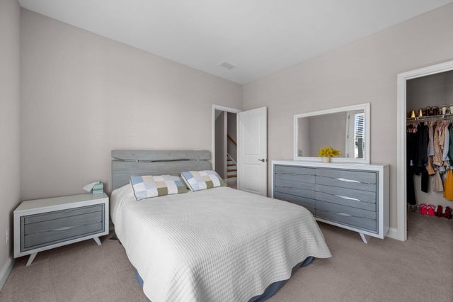 670 Blueway Avenue, Summerville, SC 29486