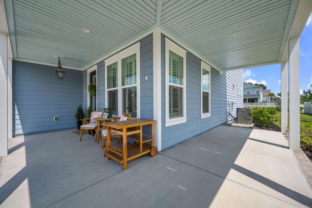 670 Blueway Avenue, Summerville, SC 29486