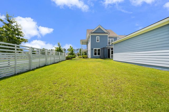 670 Blueway Avenue, Summerville, SC 29486