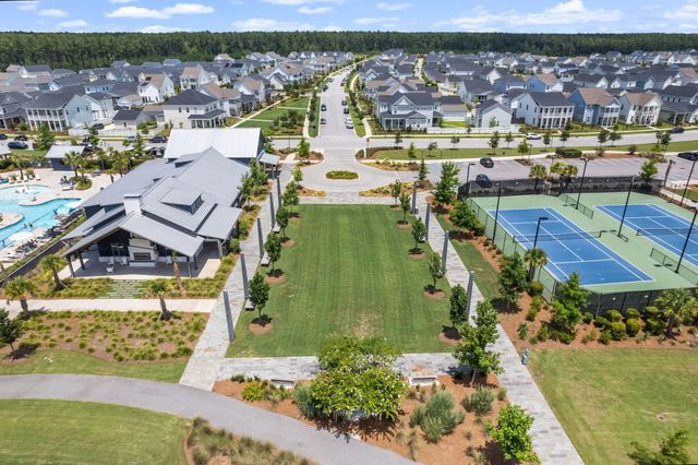 670 Blueway Avenue, Summerville, SC 29486