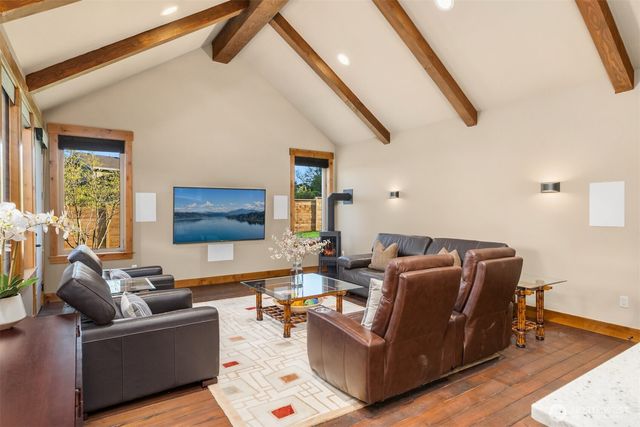 26868 Sunnyview Lane NE, Kingston, WA 98346