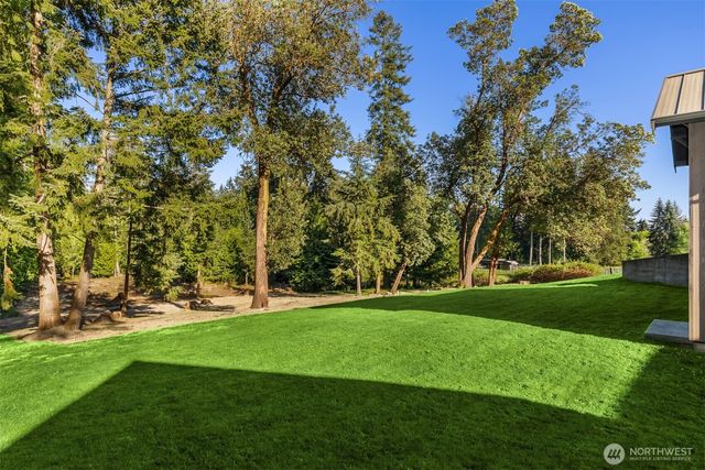 26868 Sunnyview Lane NE, Kingston, WA 98346