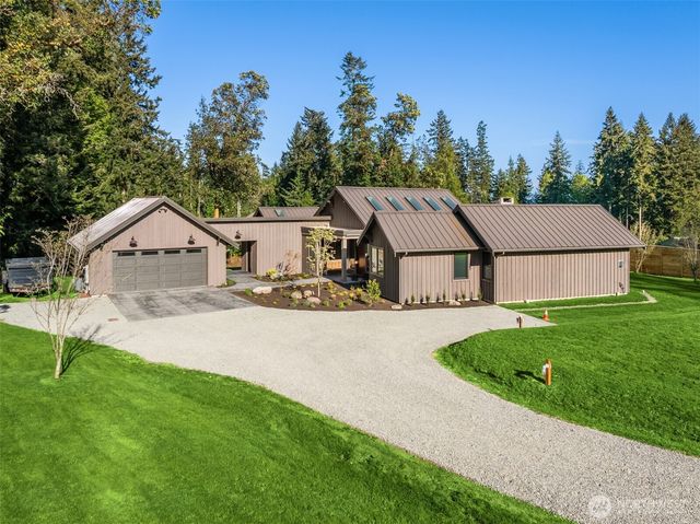 26868 Sunnyview Lane NE, Kingston, WA 98346