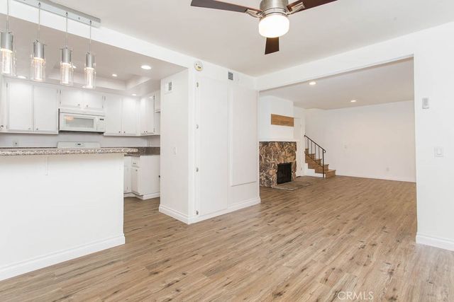 527 Spring Road 19, Moorpark, CA 93021