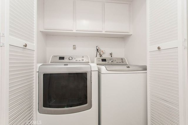 527 Spring Road 19, Moorpark, CA 93021