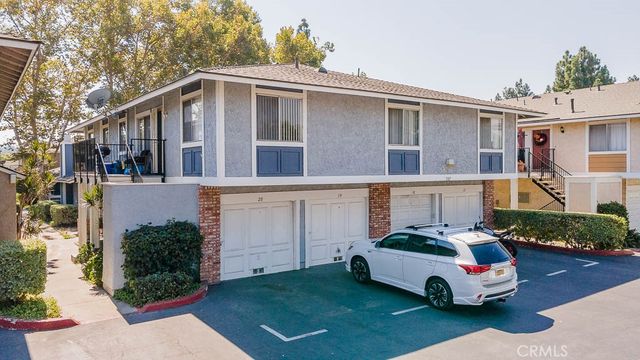 527 Spring Road 19, Moorpark, CA 93021