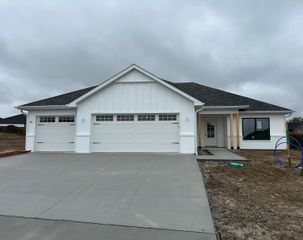 4665 AMBASSADOR RD, Ashland, MO 65010