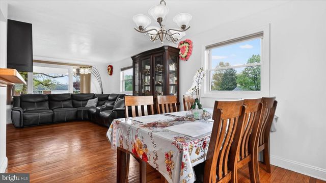 15 BUCKTHORN DRIVE, Carlisle, PA 17015