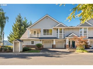 6840 SUMMERLINN Way, West Linn, OR 97068