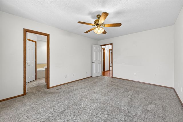 8 Melling Lane, Bella Vista, AR 72715