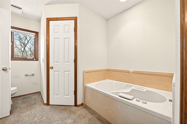 8 Melling Lane, Bella Vista, AR 72715